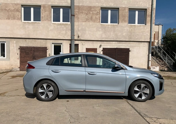 Hyundai IONIQ cena 68880 przebieg: 134605, rok produkcji 2018 z Bydgoszcz małe 704